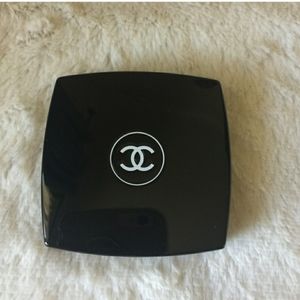 CHANEL EYE SHADOW PALLET